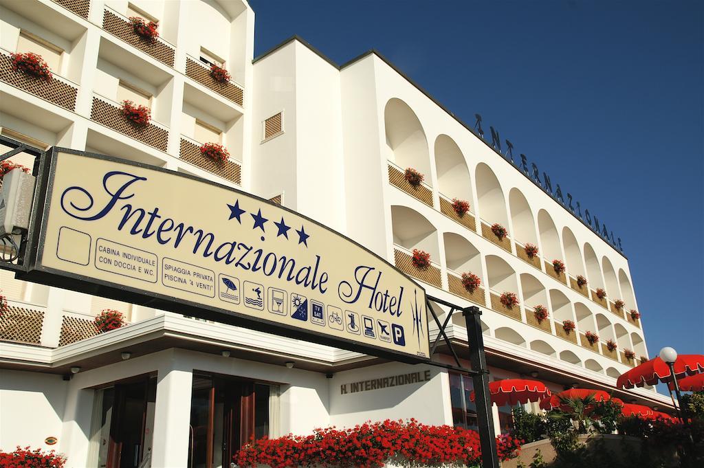 Hotel Internazionale Cesenatico Exterior foto